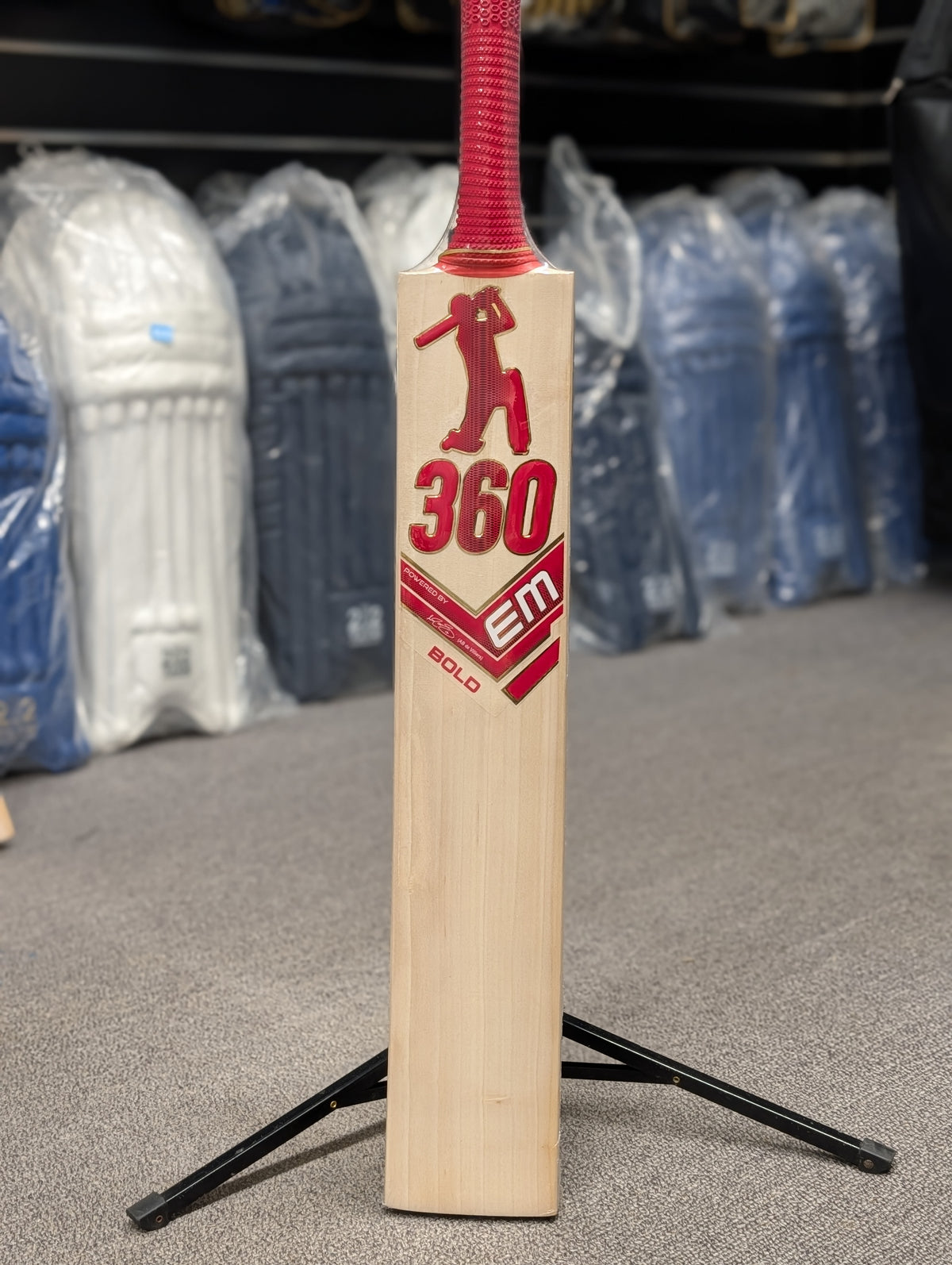 EM 360 Bold