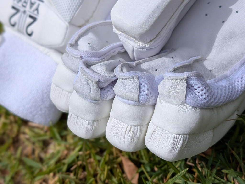 22 yard Player edition batting gloves