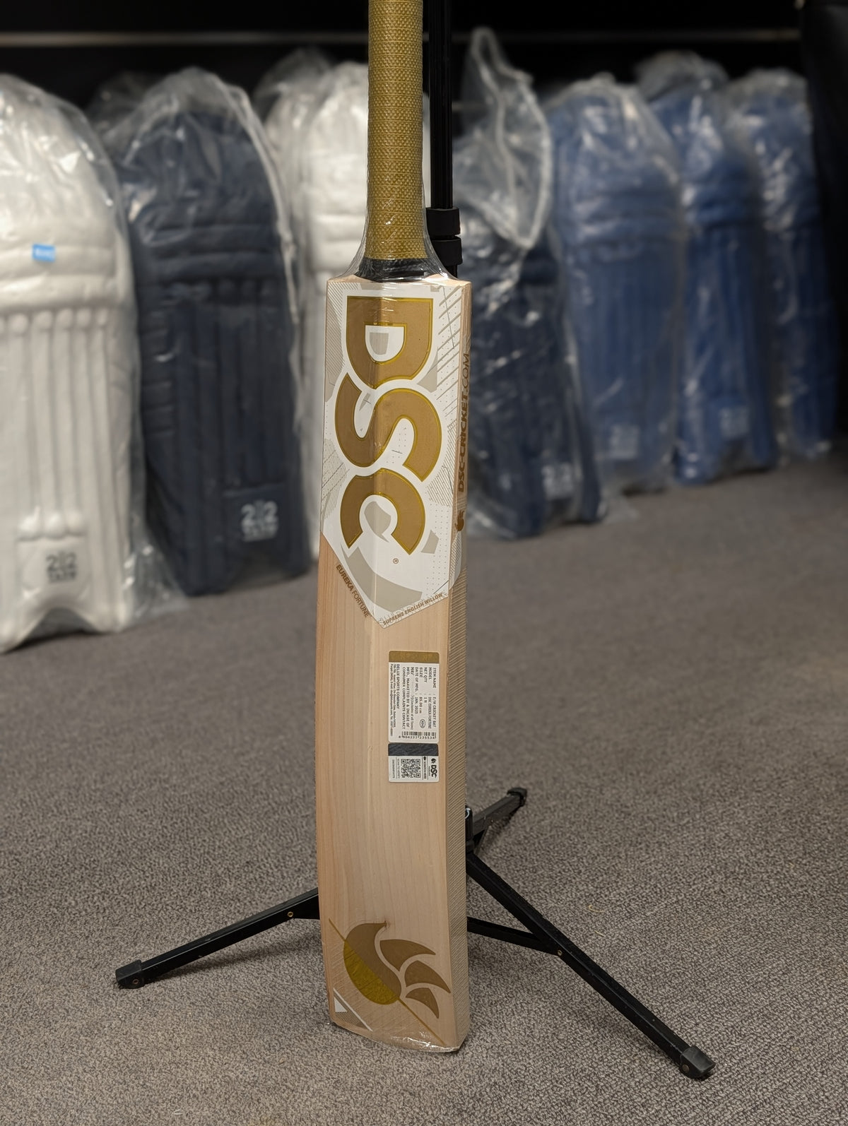 Eureka Fortune Cricket Bat